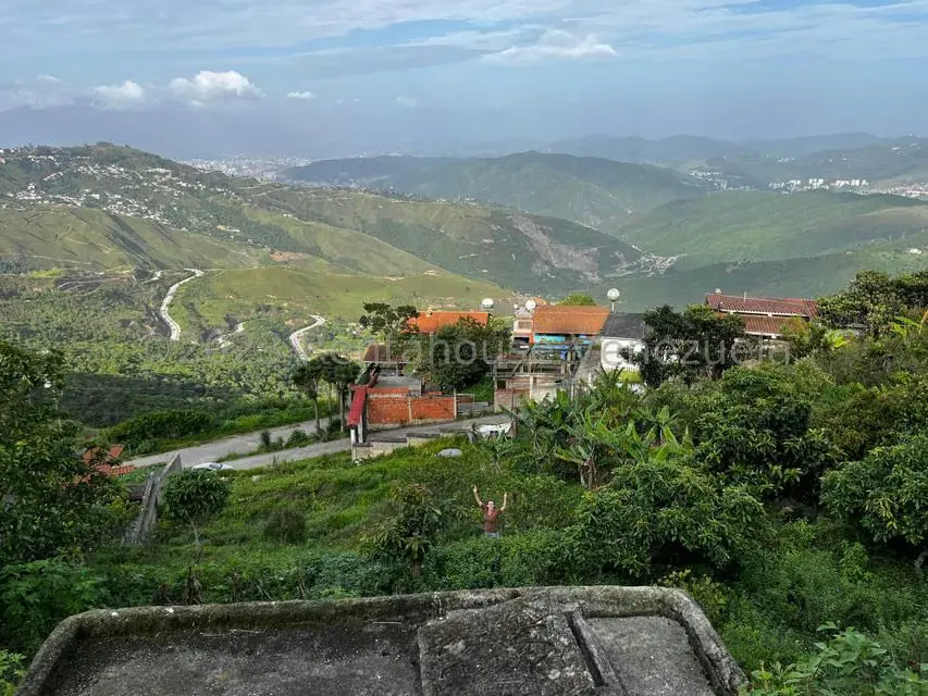 Terreno (Finca) en Venta en El Junquito, Distrito Metropolitano - 9