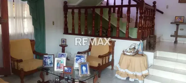 En VENTA amplia y hermosa Quinta Divino Niño, en Urb. El Country - 4