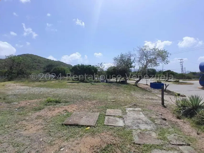 Terreno (Residencial) en Venta en Altagracia, Nueva Esparta - 2