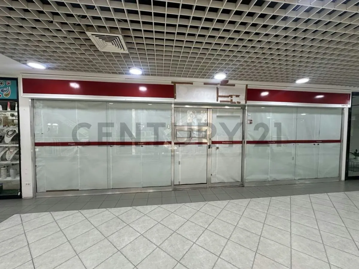 Local Comercial en Centro Comercial Lago Mall en venta. Maracaibo - 2