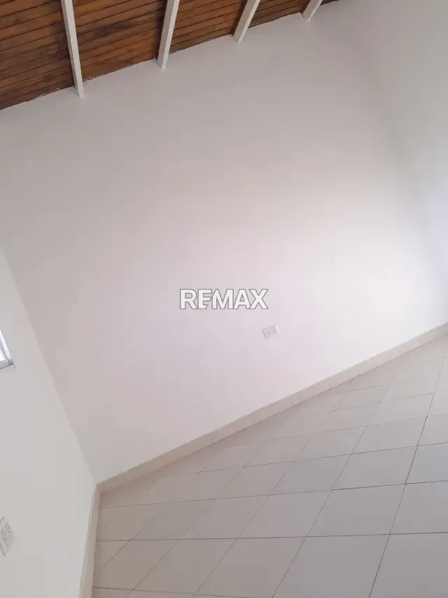 Oficinas en Venta en el Este cercano al Sambil - 6