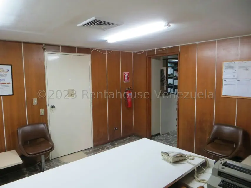 Oficina en Venta en Parroquia La Candelaria, Distrito Metropolitano - 3