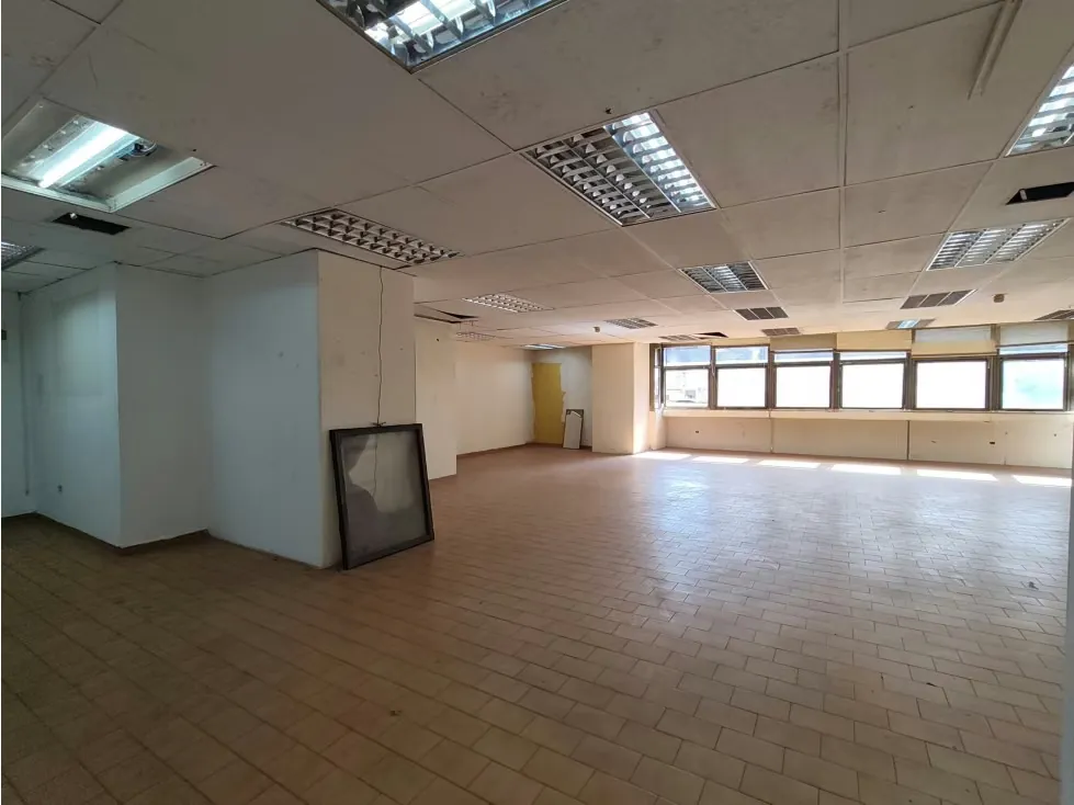 Local Comercial Oficina en Venta en La Candelaria, Caracas - 2
