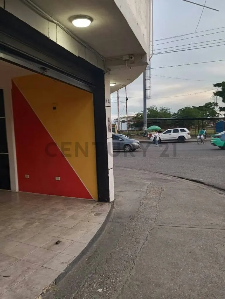Venta de Local - 4