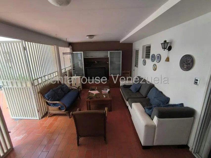 Casa (Multipes Niveles) en Venta en Colinas de La California, Distrito Metropolitano - 14