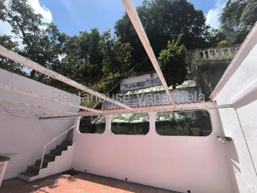 Casa (Multipes Niveles) en Venta en Colinas de La California, Distrito Metropolitano - 21