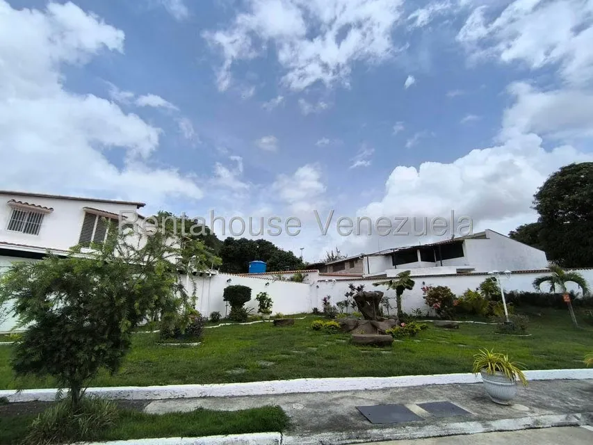 Casa (Multipes Niveles) en Venta en Colinas de La California, Distrito Metropolitano - 42