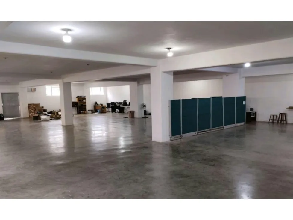 EDIFICIO EN VENTA EN LA TRINIDAD DE 872,26, 30 P/E - 5