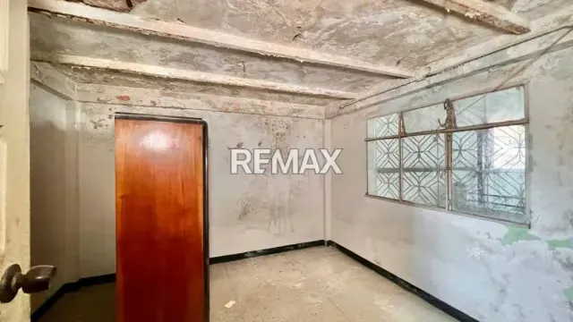 Casa a pie de calle en Venta! Terreno ejido BARRIO OBRERO - 13
