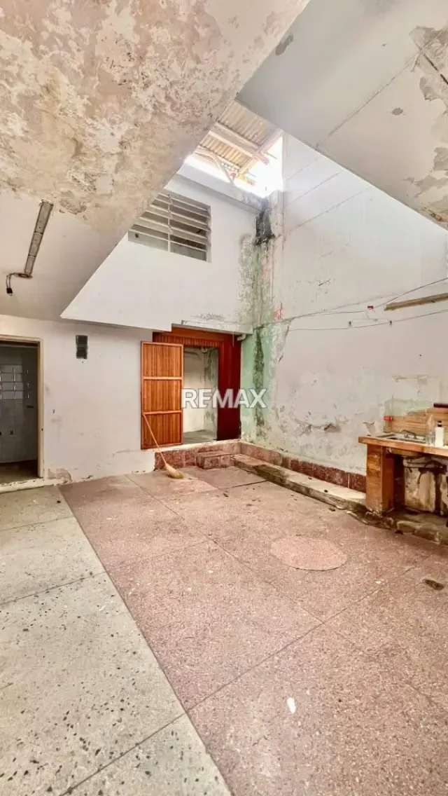 Casa a pie de calle en Venta! Terreno ejido BARRIO OBRERO - 9