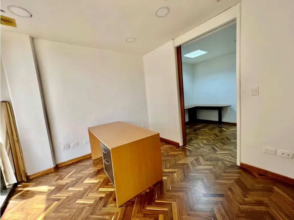 Se vende oficina 135m2 1B El Marques - 16