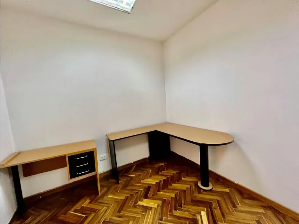 Se vende oficina 135m2 1B El Marques - 17