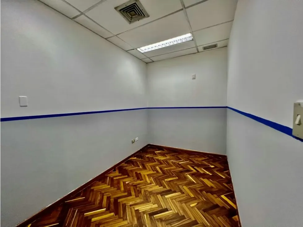 Se vende oficina 135m2 1B El Marques - 18