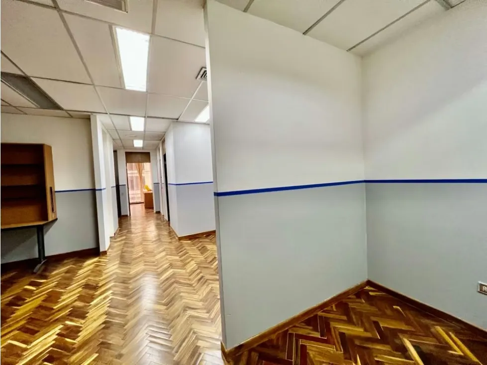 Se vende oficina 135m2 1B El Marques - 5