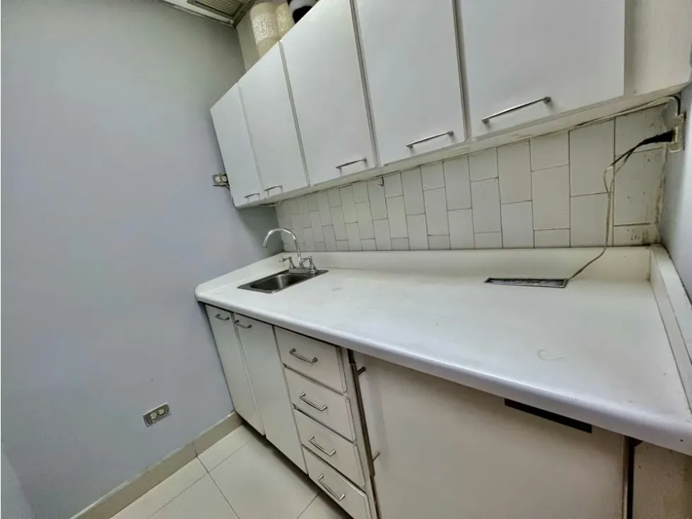Se vende oficina 135m2 1B El Marques - 9
