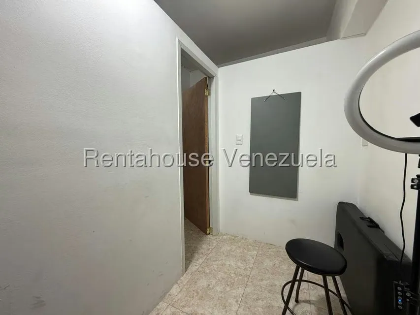 Apartamento (1 Nivel) en Venta en Colinas de Los Caobos, Distrito Metropolitano - 17