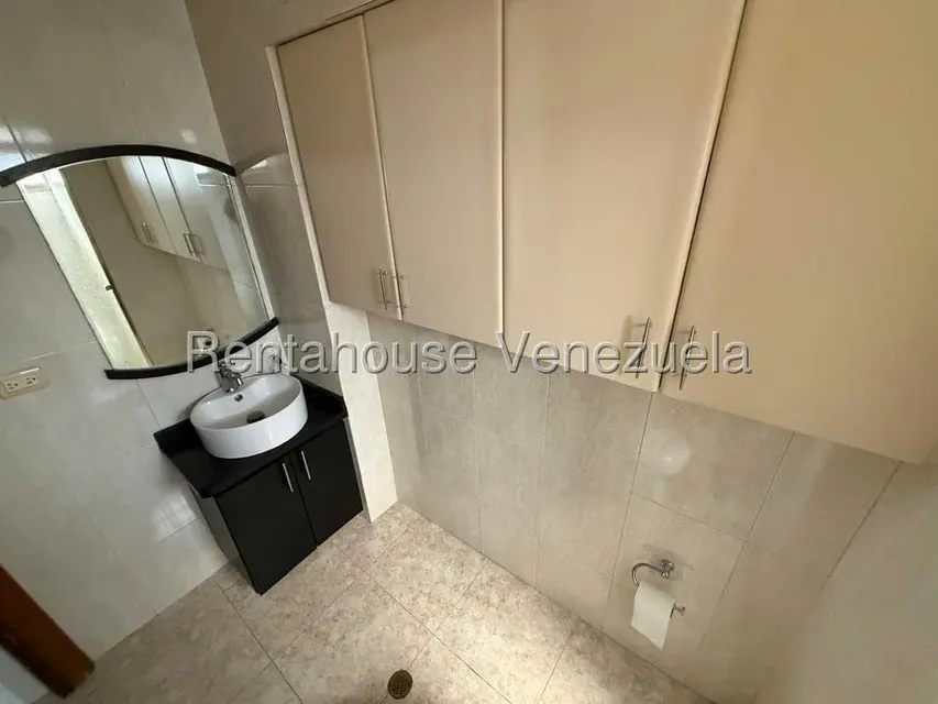 Apartamento (1 Nivel) en Venta en Colinas de Los Caobos, Distrito Metropolitano - 25
