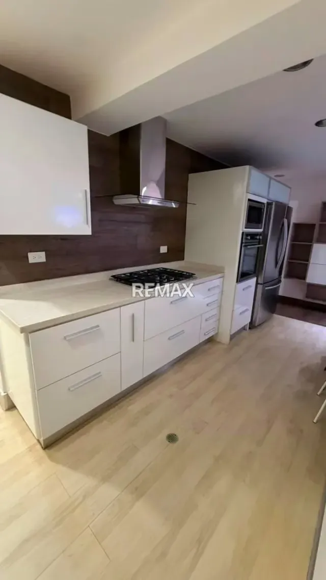 EN VENTA EXCLUSIVO APARTAMENTO EN LA TRIGALEÑA - 6