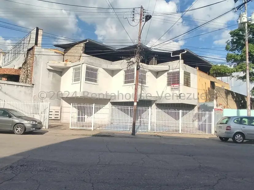 Comercial (Local Comercial) en Venta en Zona Centro, Aragua