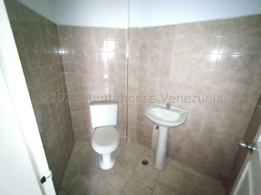 Comercial (Local Comercial) en Venta en Zona Centro, Aragua - 12