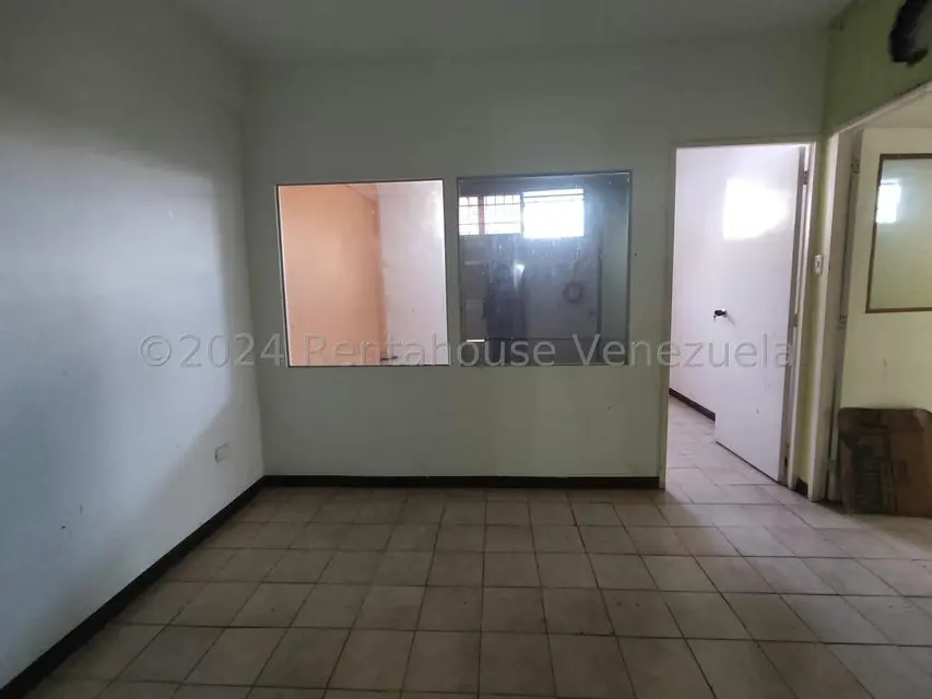 Comercial (Local Comercial) en Venta en Zona Centro, Aragua - 17