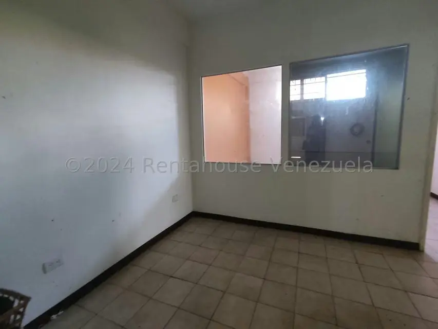 Comercial (Local Comercial) en Venta en Zona Centro, Aragua - 18