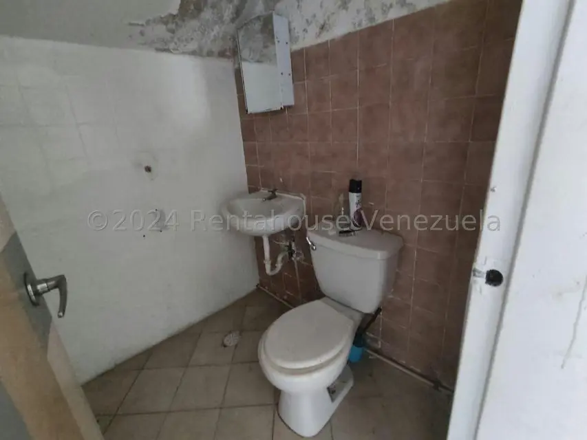 Comercial (Local Comercial) en Venta en Zona Centro, Aragua - 33