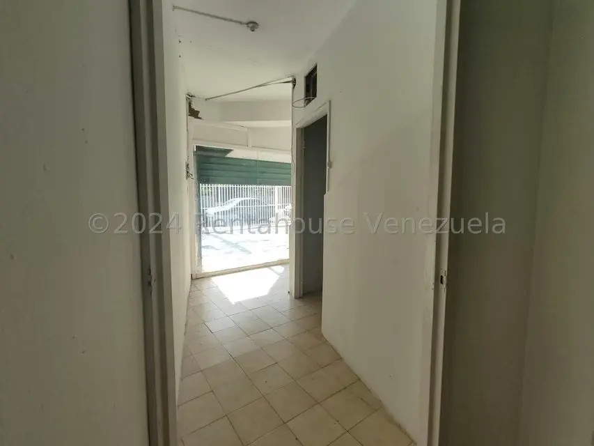 Comercial (Local Comercial) en Venta en Zona Centro, Aragua - 36