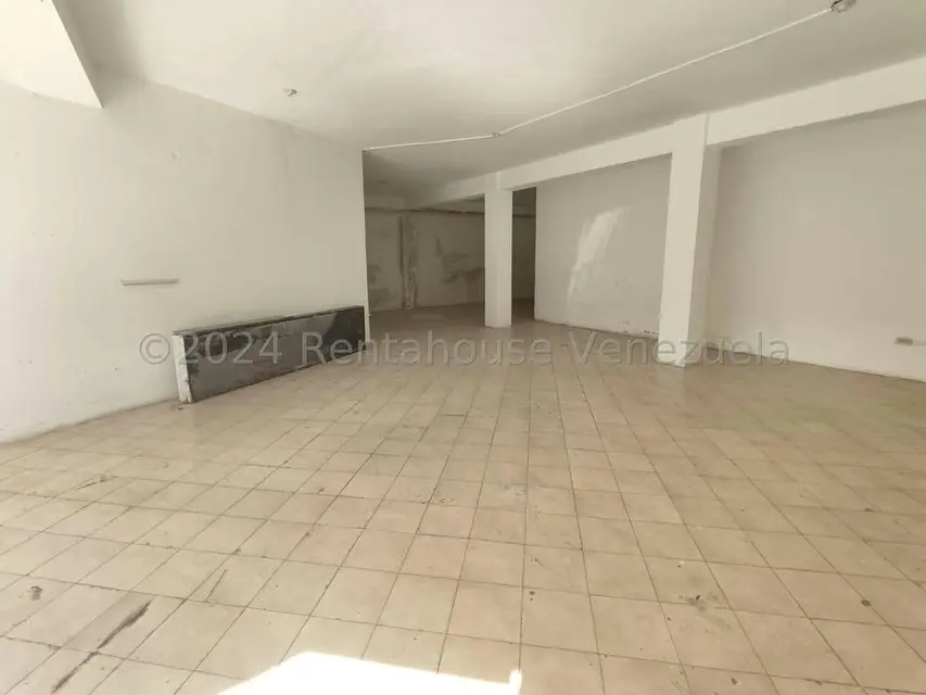 Comercial (Local Comercial) en Venta en Zona Centro, Aragua - 39