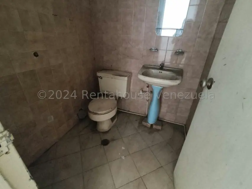 Comercial (Local Comercial) en Venta en Zona Centro, Aragua - 44