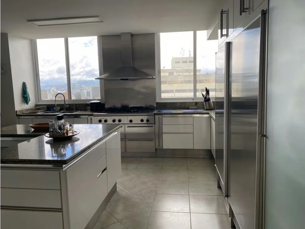 Vendo PH 1300m2 La Castellana 2189 - 28