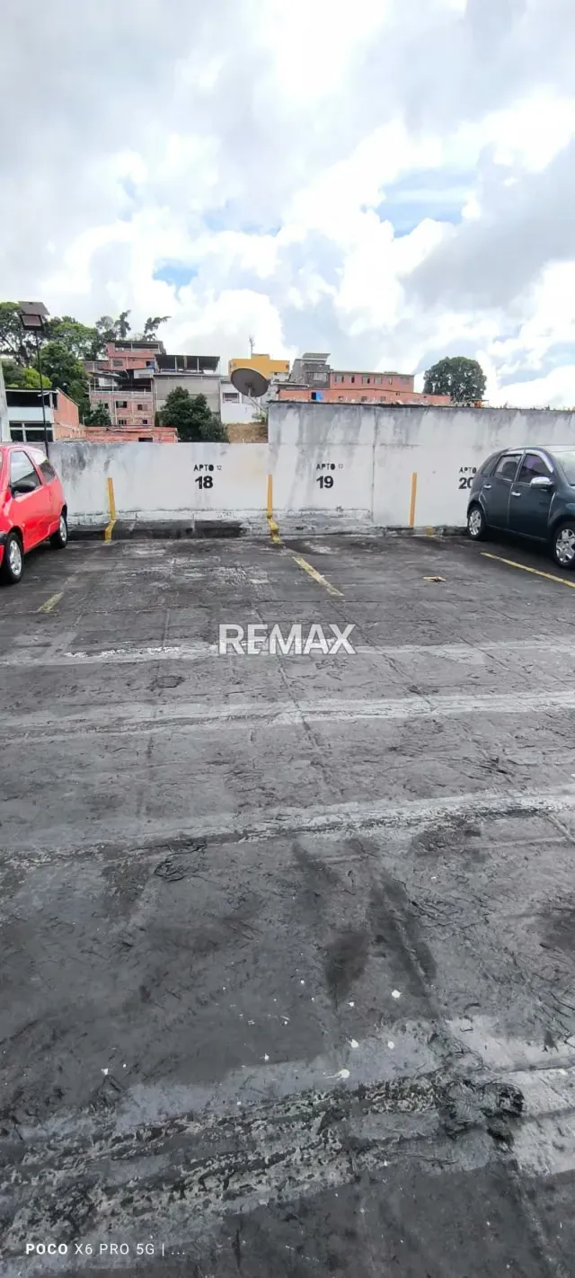 EN ALQUILER Apartamento tipo estudio ubicado en la Av Carabobo Edificio Los Próceres - 6