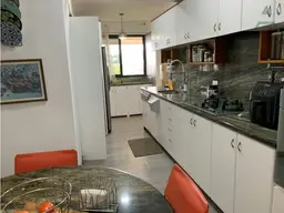 View 10