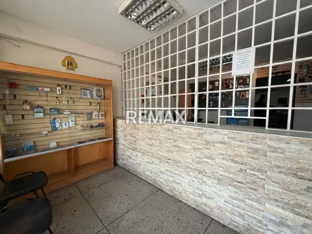 Local Comercial en Sector Tierra Negra. Calle 71 - 5