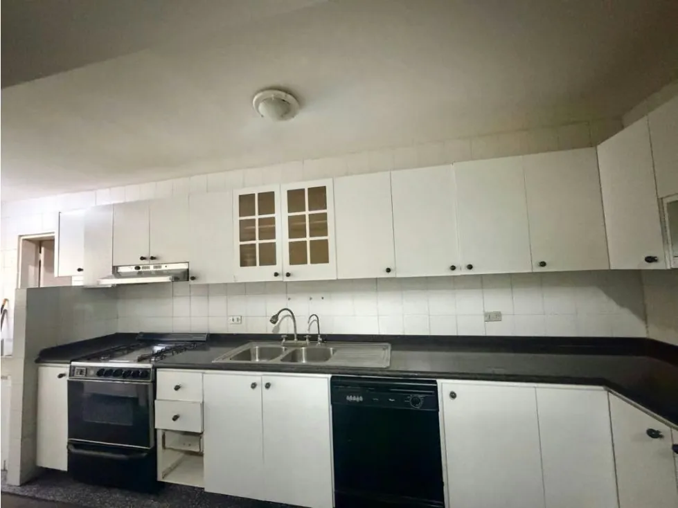 Se vende apto 181m2 3h+s/4b/2p El Limón El Cafetal - 9