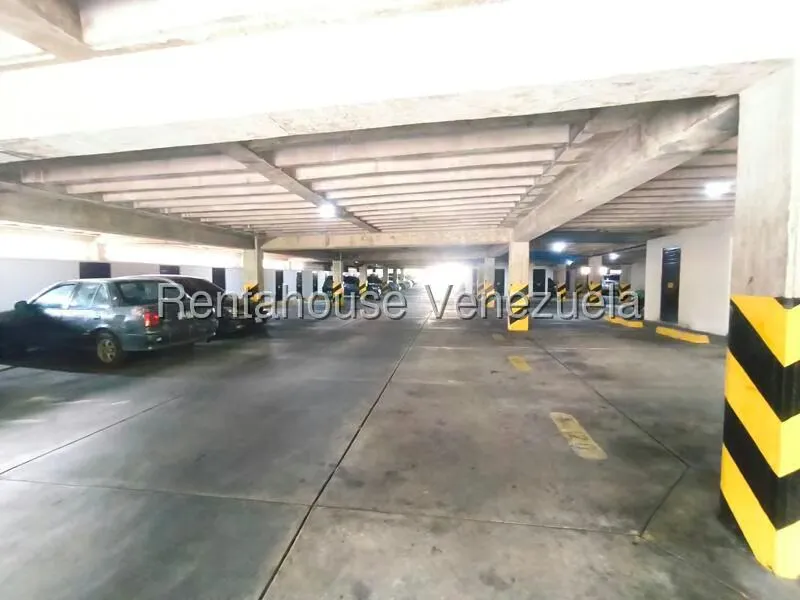 Apartamento (1 Nivel) en Alquiler en Guataparo, Carabobo - 16