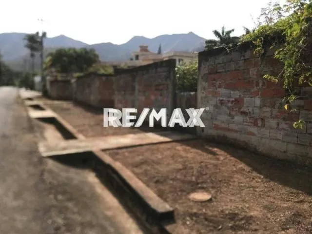 Terreno en Venta - El Solar - 2