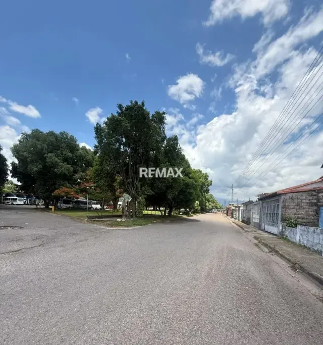 BONITA CASA EN VENTA UBICADA EN LA FRIA CALLE 4 - 9