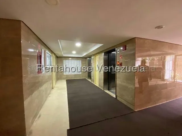 Apartamento (1 Nivel) en Venta en El Paraiso, Distrito Metropolitano - 8