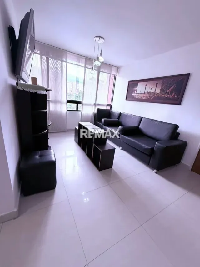 Venta de Hermoso Apartamento - 7