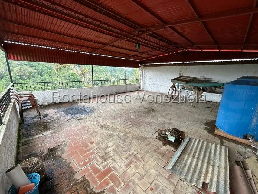 Casa (Multipes Niveles) en Venta en El Refugio, Miranda - 11
