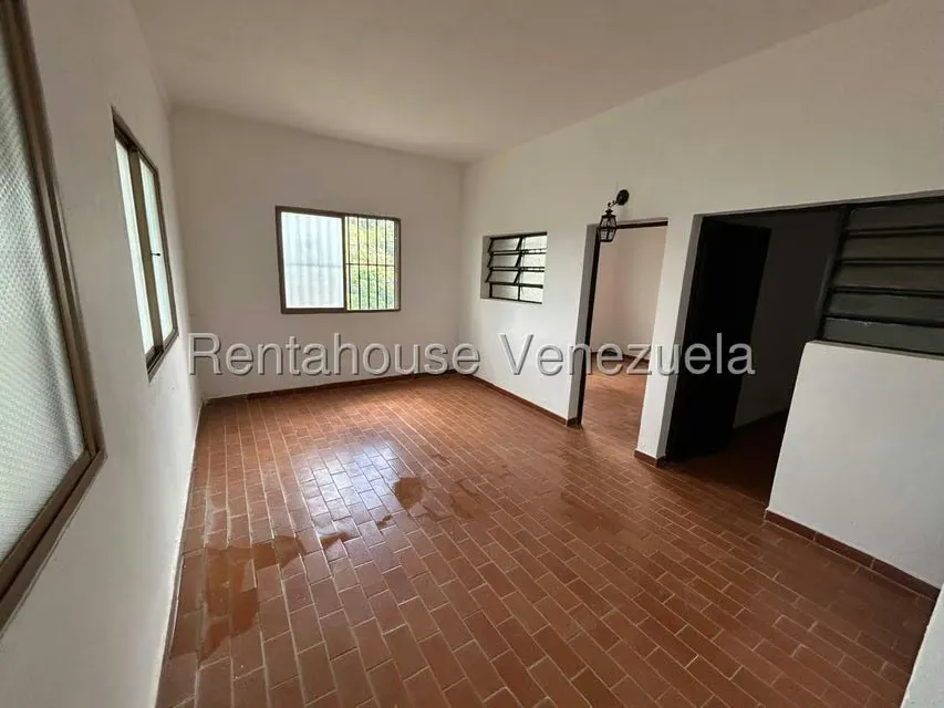 Casa (Multipes Niveles) en Venta en El Refugio, Miranda - 15