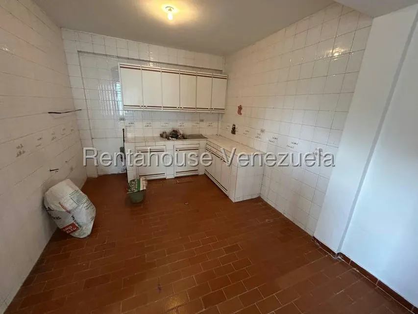 Casa (Multipes Niveles) en Venta en El Refugio, Miranda - 16