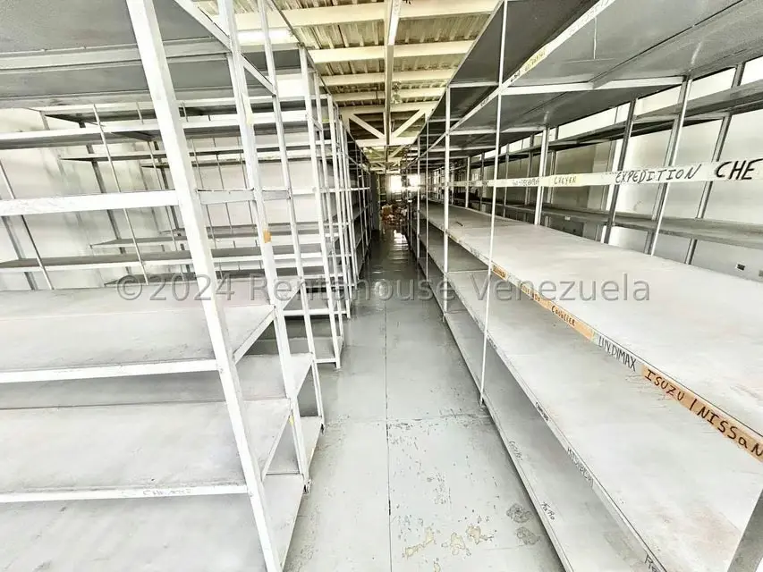 Edificio en Venta en Centro, Lara - 20