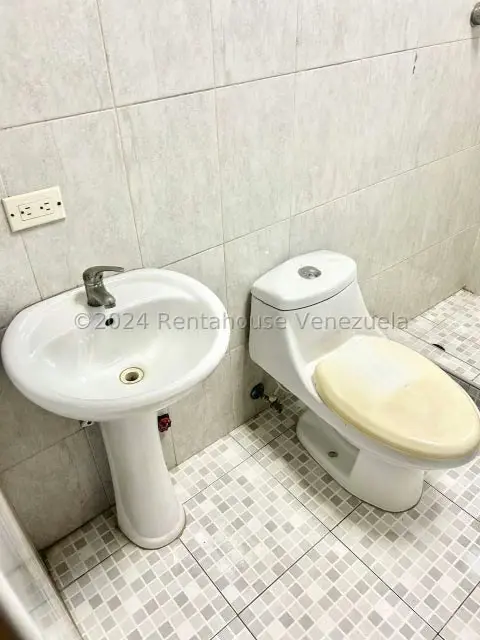 Edificio en Venta en Centro, Lara - 36