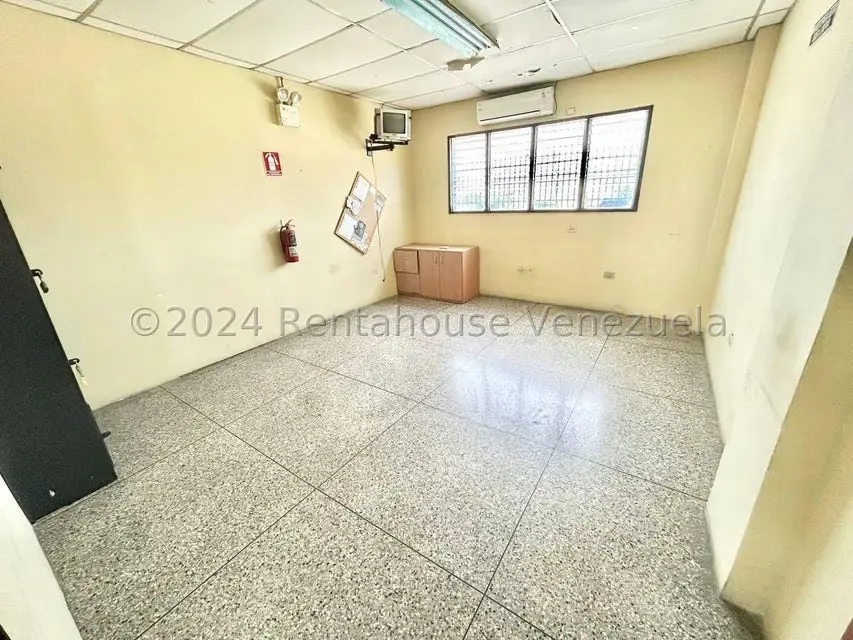 Edificio en Venta en Centro, Lara - 37