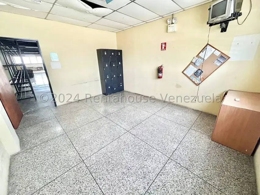 Edificio en Venta en Centro, Lara - 38