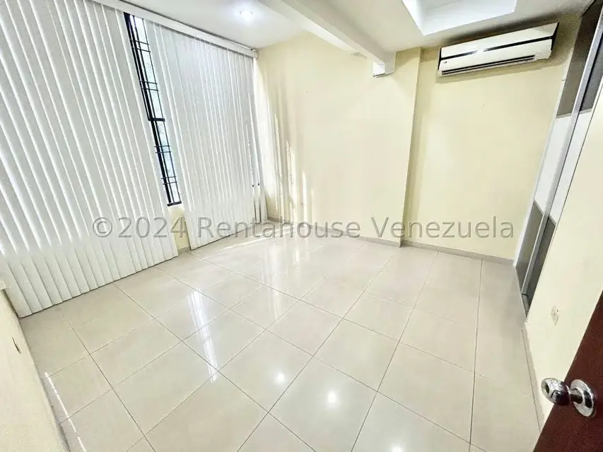 Edificio en Venta en Centro, Lara - 59