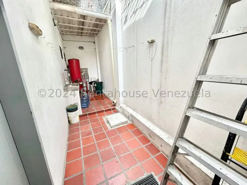 Edificio en Venta en Centro, Lara - 69