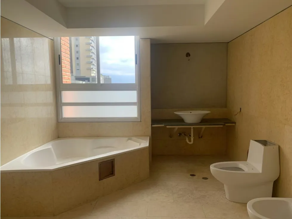 Se Vende apartamento 323 M2 en La Urb: Mirador de Los Campitos - 15